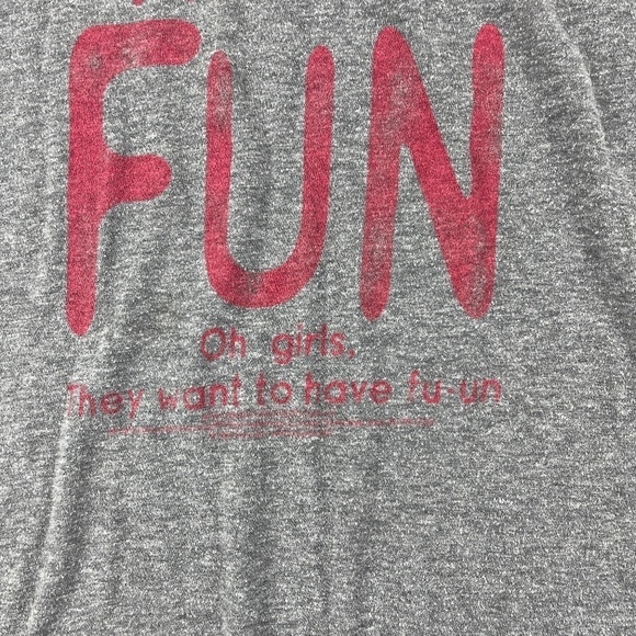 Old Navy Collectibles Womens Graphic Tee Medium - Picture 5 of 7